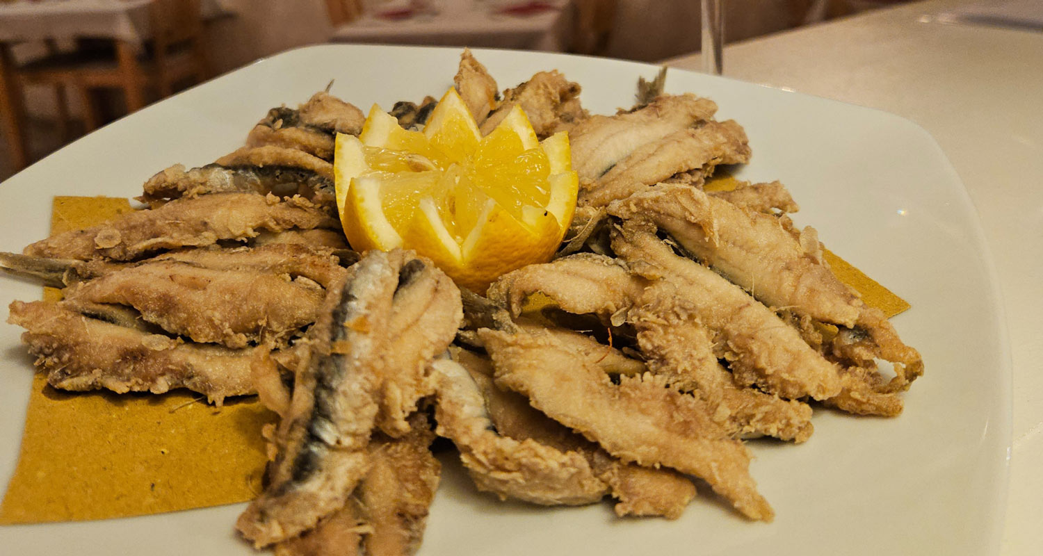 Photo detail of a pesto plate from La Palma Restaurant