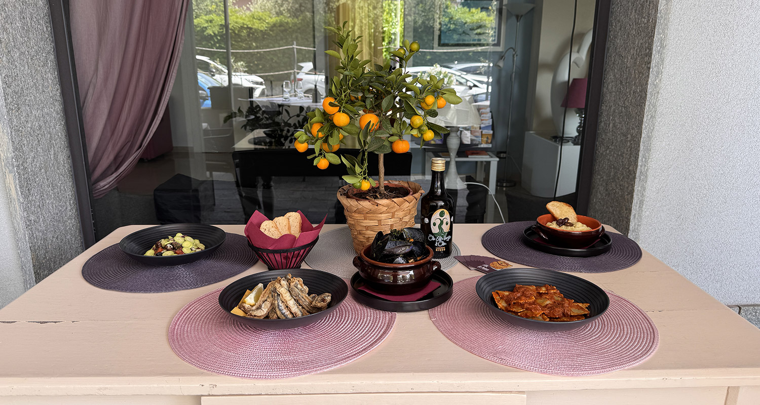 Foto degli interni del Ristorante La Palma ad Andora