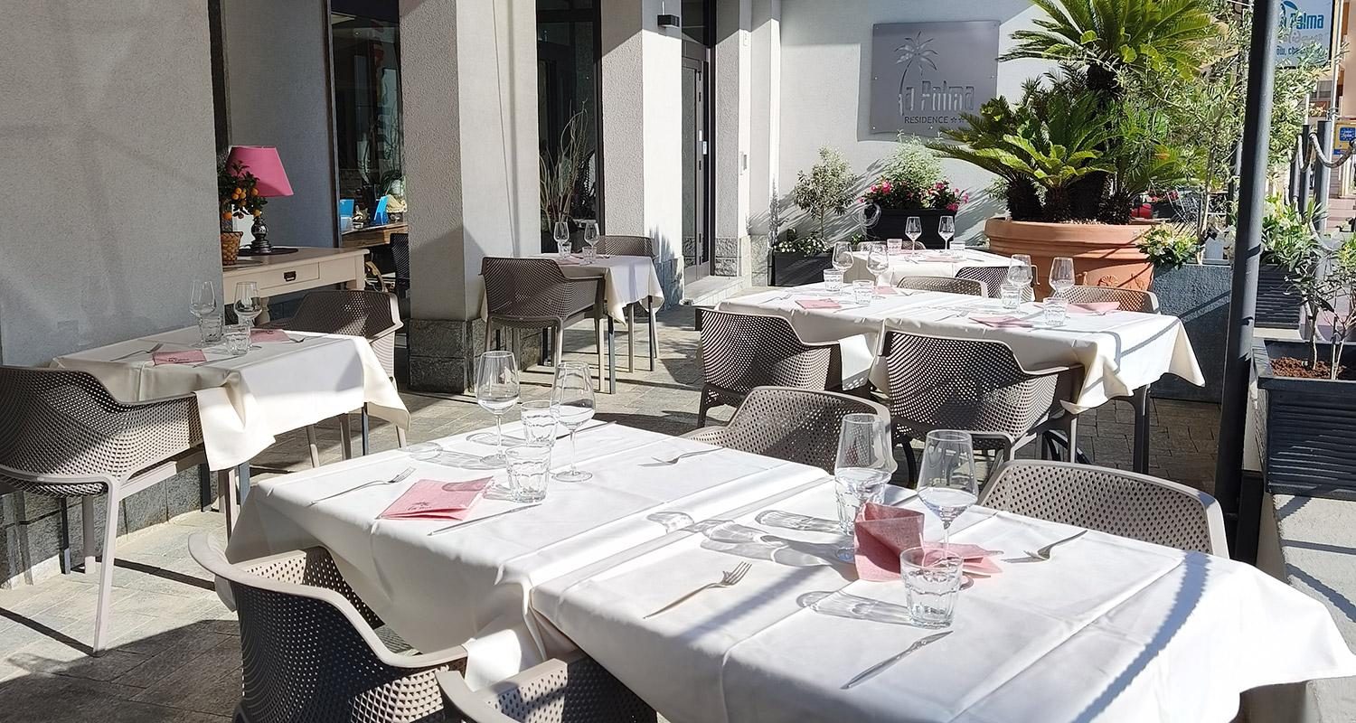 Foto degli interni del Ristorante La Palma ad Andora
